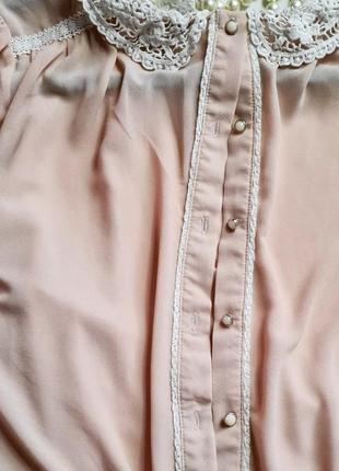 Блуза в винтажном стиле с кружевным воротником2 фото