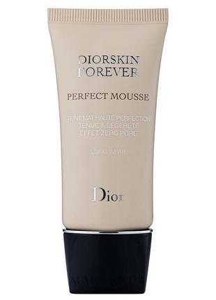 Тональный мусс для лица dior diorskin forever perfect mousse