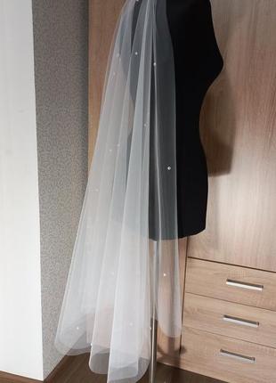 Нежная фата для невесты с жемчугом