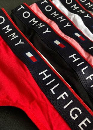 Женский набор стринг tommy hilfiger 5 шт + коробка3 фото