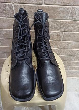 Утепленные кожаные ботинки canda 42-43