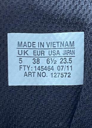 Женские туристические трекинговые ботинки salomon vega mid gtx