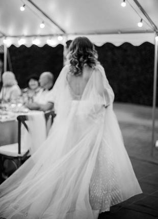 Весільна сукня