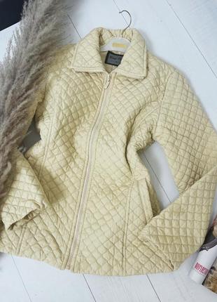Курточка с-м
