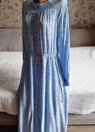 Длинное платье  голубое в цветочный принт jessica ca3 фото