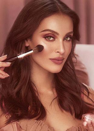 Хайлайтер для вишуканий charlotte tilbury pillow talk multi glow face and eye highlighter palette dream light
