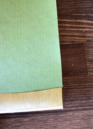 Бумага упаковочная для подарков золотистая и зеленая двусторонняя4 фото