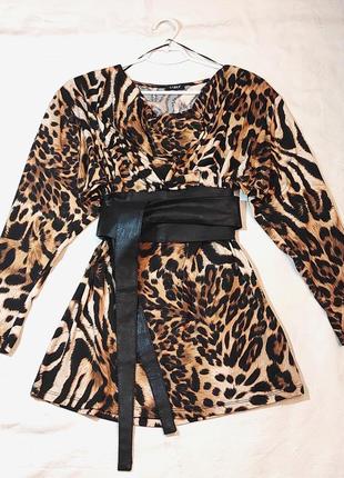 Сукня коротка стрейч леопардова, довгий рукав кажан2 фото