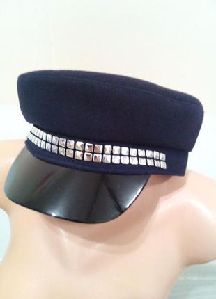 Трендовые женские кепи. капитанка. фуражка. кепка тренд 2019.