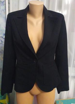 Класичний жакет
