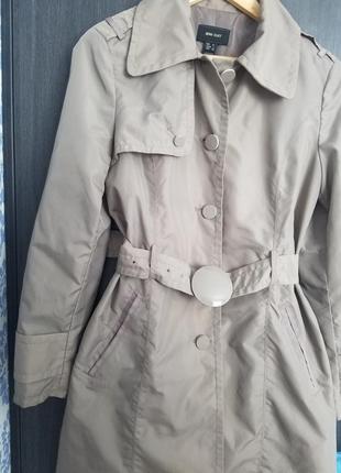 Плащ тренч mango