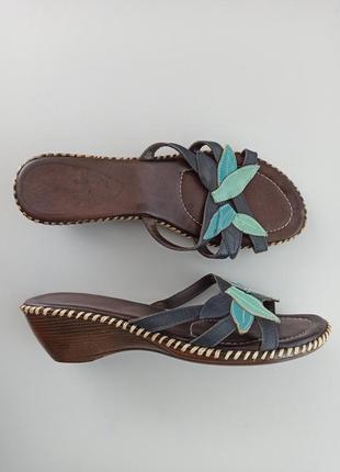 Шльопанці шкіряні устілка 26,5 см the shoe tailor босоніжки