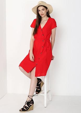 Очень красивое платье на пуговицах vero moda, красная,миди