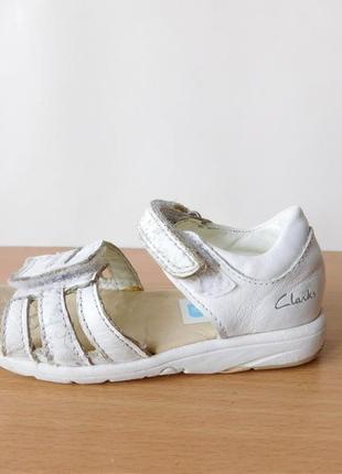 Шкіряні босоніжки clarks 22 розмір 2