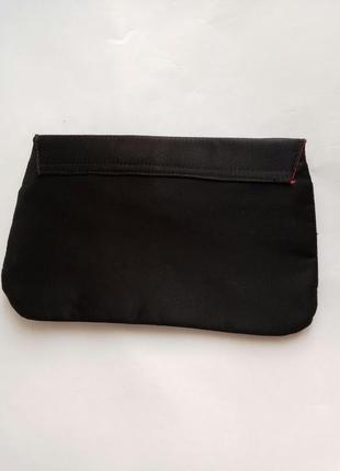 Чорна атласна сумочка клатч lancôme5 фото