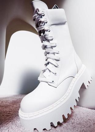 Белые кожаные ботинки на рифленой подошве zara9 фото