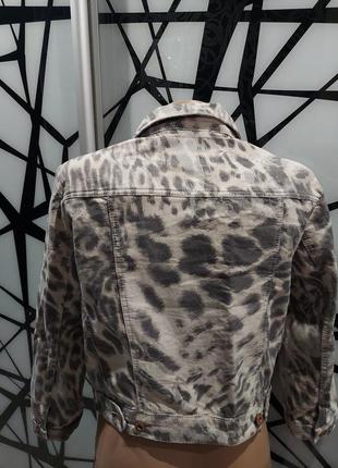 Укороченная джинсовая куртка, жакет seven sisters пепельный леопард xl3 фото
