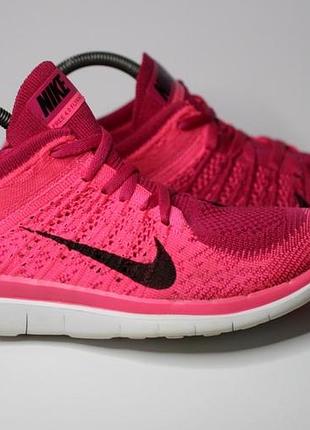 Беговые кроссовки