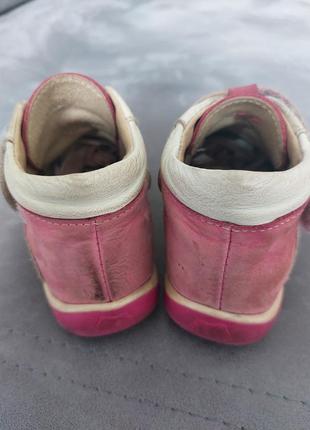Демисезонне взуття на дівчинку рожеве2 фото