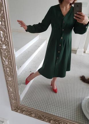 Сукня темно-зелене попереду на гудзиках по фігурі весна 20192 фото