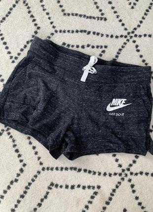 Шорти nike