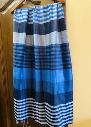 Большой шелковый шарф