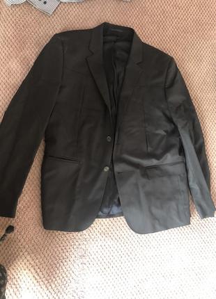 Костюм 56 розміру темно синій полегшений класичний з натуральної вовни