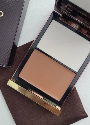 Скульптор бронзер палетка для контурингу хайлайтер tom ford shade &amp; illuminate contour duo intensity 0.5 - fair1 фото