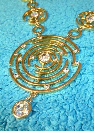 Новый набор золотистый ожерелье-колье и серьги-пусеты под золото4 фото