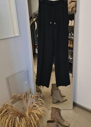 Неймовірні прямі брючки з тонкої костюмної тканини