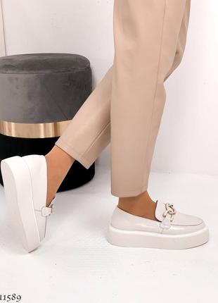 Лофери шкіра