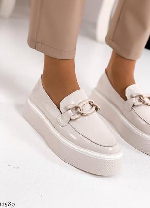 Лофери шкіра