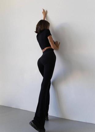 Костюм женский черный однотонный топ брюки клеш на высокой посадке стильный качественный базовый2 фото