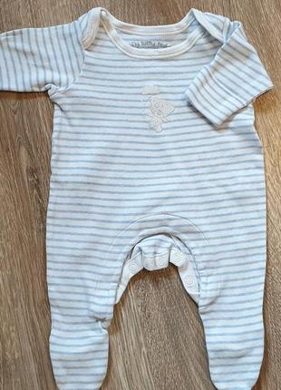 Человечек с мишкой. размер на новорождённого.