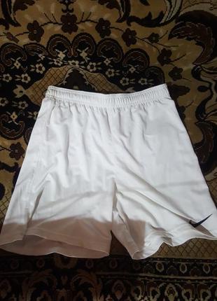 Шорты nike