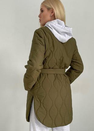 Куртка женская деми с поясом длинная без капюшона, цвета хаки5 фото