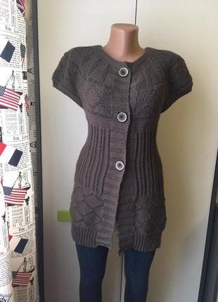 Кофта,безрукавка италия ,р.s,m
