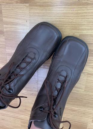 Кожаные коричневые ботинки с квадратным мысом, стильные ботинки на шнурках3 фото
