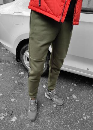 Чоловічі джогери штани спортивні nike хакі5 фото