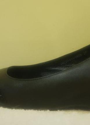 Кожаные туфли