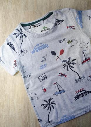 Универсальная очень хорошая футболочка