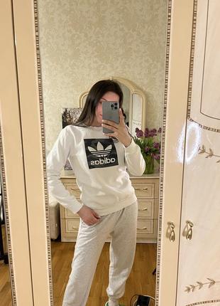 Свитшот adidas