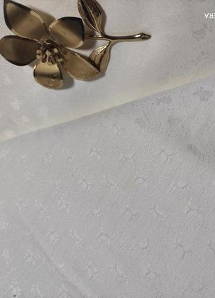 Тканина вінтажна блузочна біла з легким відтінком крему жакардова4 фото