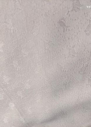 Тканина вінтажна блузочна біла з легким відтінком крему жакардова7 фото