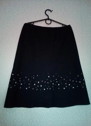 Лен, юбка с вышивкой