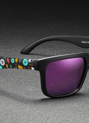 Солнцезащитные очки фиолетовые, матовые, унисекс в пластиковой оправе