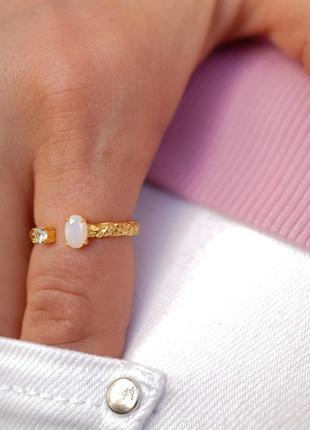 Серебряное s 925 кольцо позолоченное золотом au 585 с лунным камнем «moon stone», золотое кольцо с лунным камнем5 фото