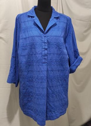 Блуза синяя из прошвы от бренда isaacmizrahi