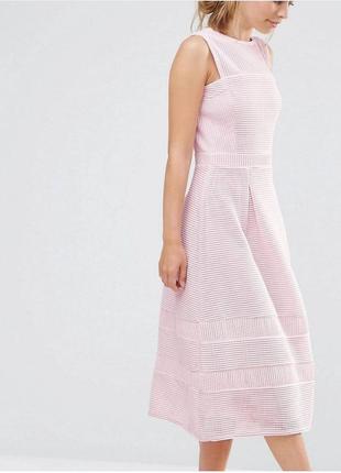 Нежно-розовое платье2 фото
