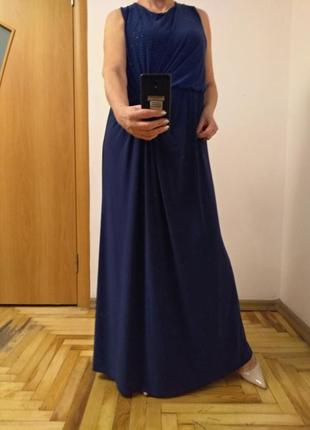 Дивовижне трикотажне плаття з драпіруванням у підлогу. розмір 22